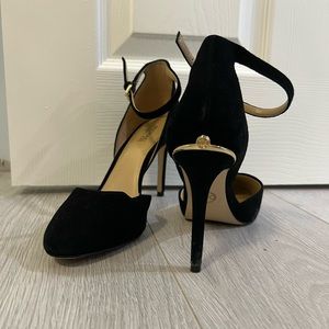 MICHAEL KORS BLACK HEELS